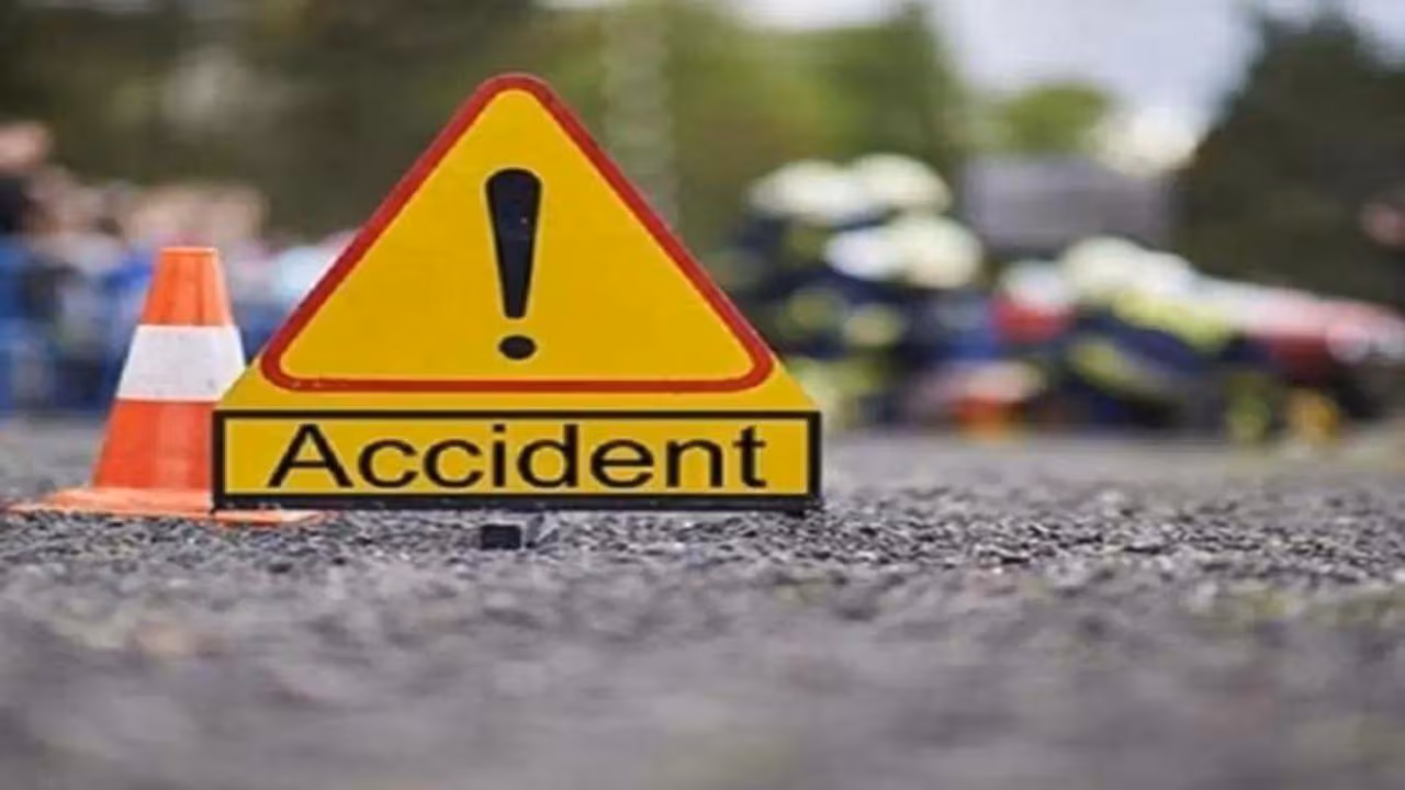 Autorickshaw-truck collision in Nashik leaves three dead, two injured