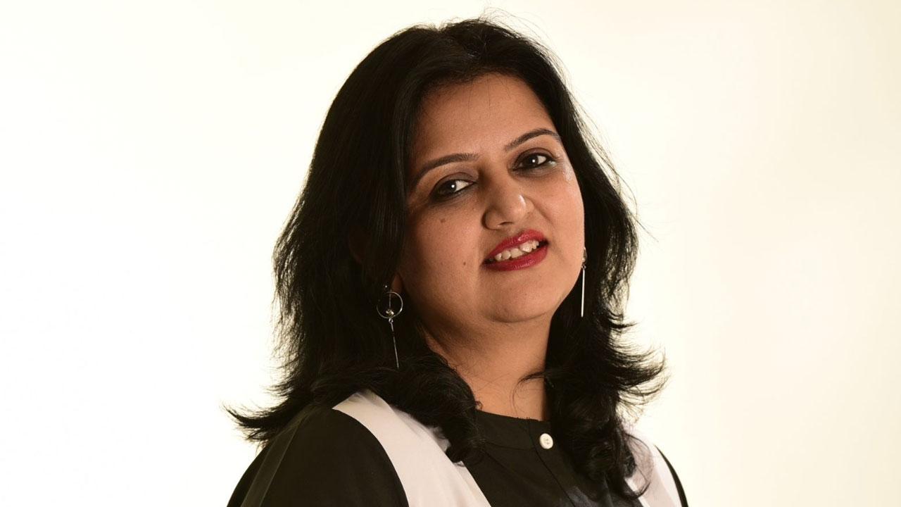Deaf Inclusion at Work: Amplifying Hearing-Impaired Voices Beyond Token Hires
